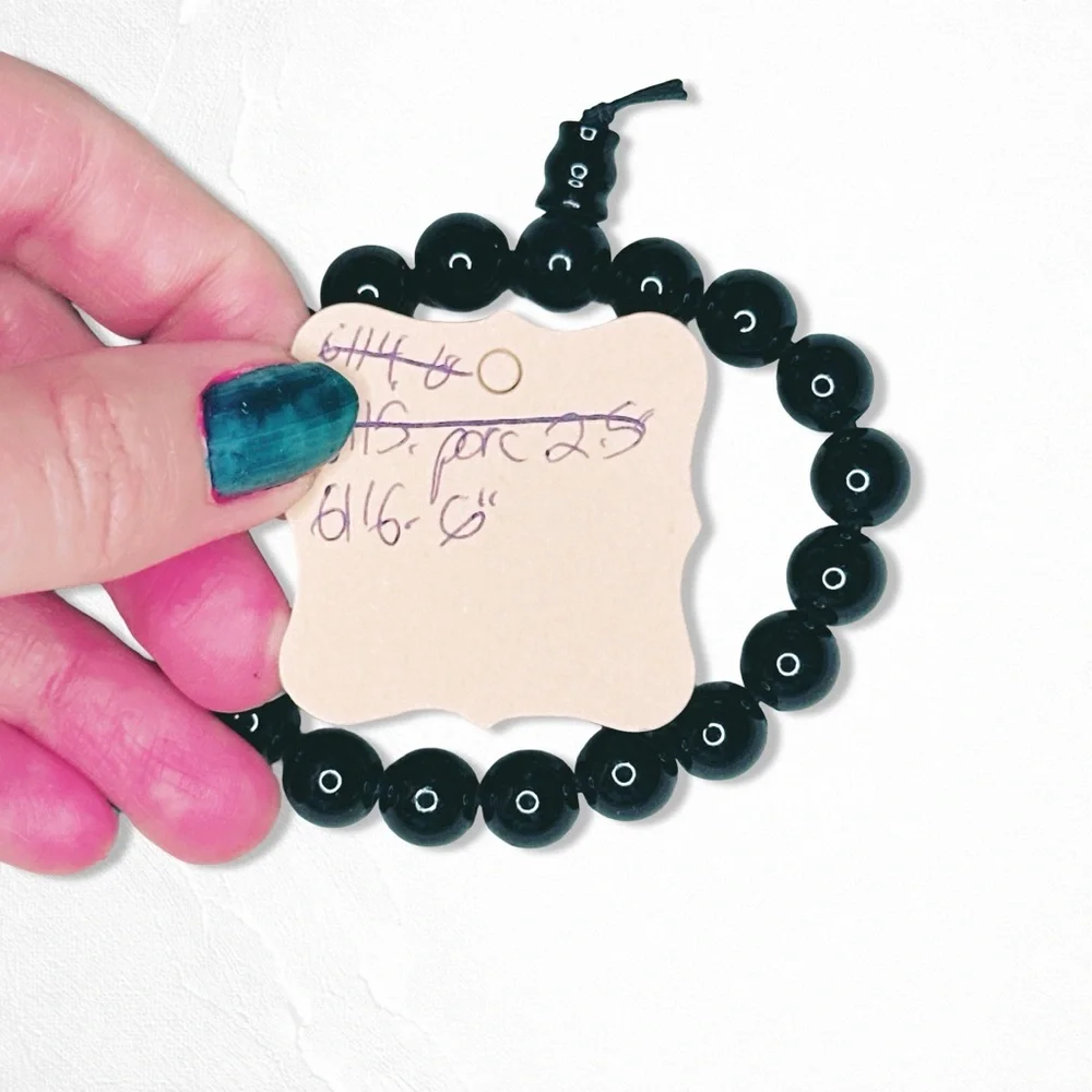 6116gc. Black Stone Stretch Bracelet